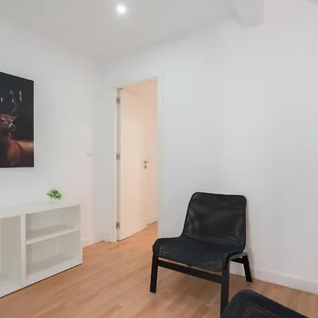 Calm Sunny House With Terrace * 포르투