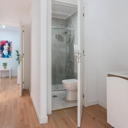 Calm Sunny House With Terrace