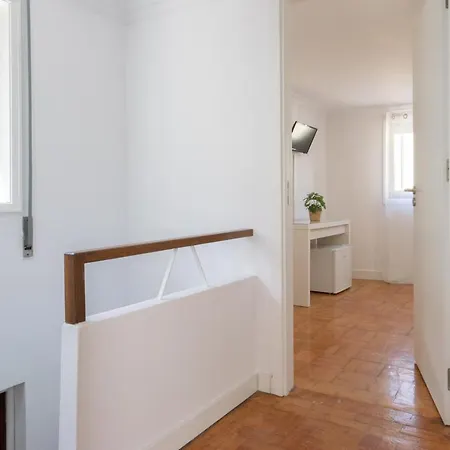 Calm Sunny House With Terrace Апартаменты Порту