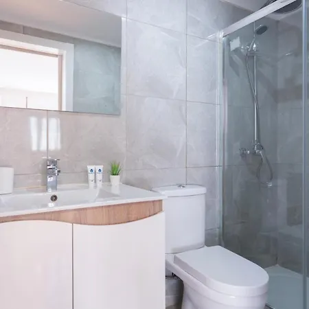 Calm Sunny House With Terrace Апартаменты