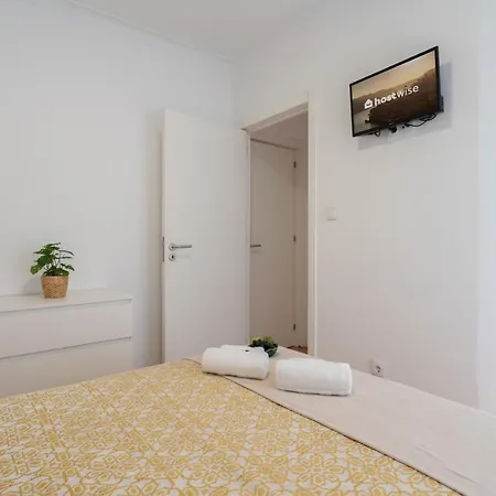 アパート Calm Sunny House With Terrace